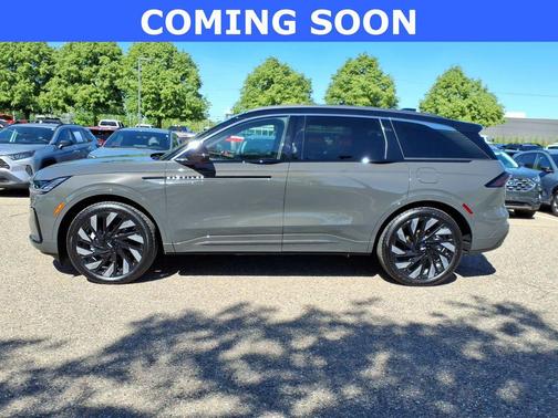 Chroma Caviar Dark Gray Metallic Clearcoat 2024 Lincoln Nautilus Black Label