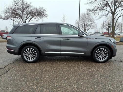 2023 Lincoln Aviator Standard AWD