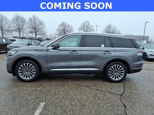 2023 Lincoln Aviator Standard AWD