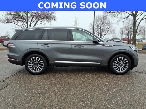 2023 Lincoln Aviator Standard AWD