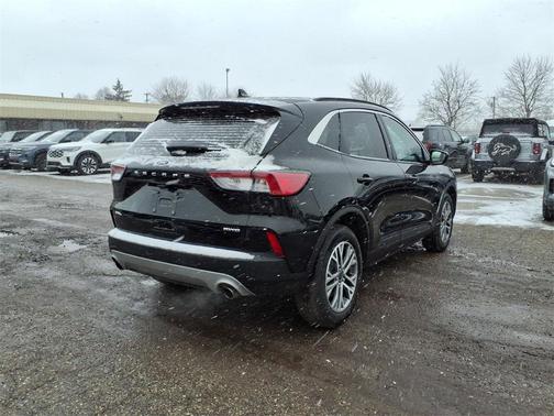 2022 Ford Escape SEL