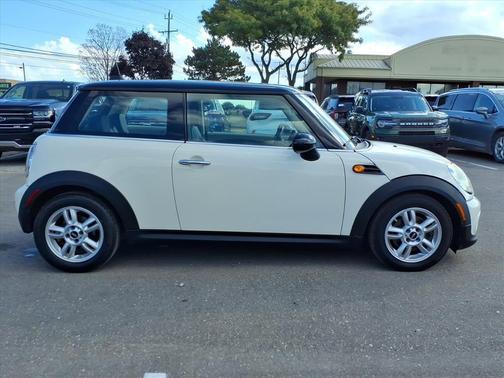 2013 MINI Hardtop Cooper