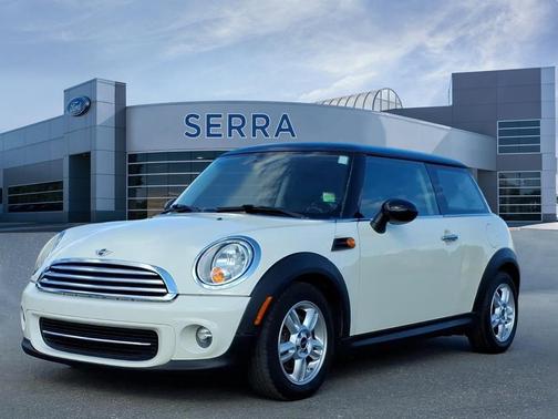 2013 MINI Hardtop Cooper