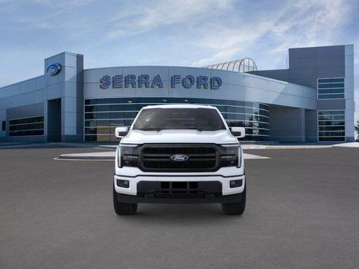 Star White Metallic Tri-Coat 2026 Ford F-150 Lariat