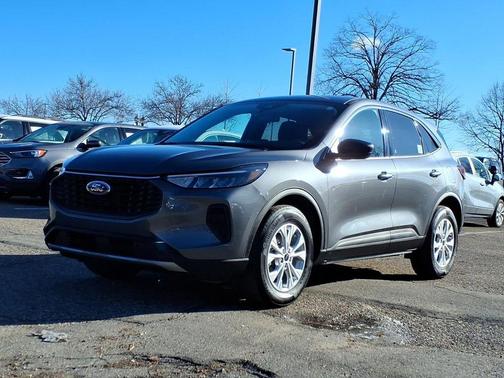 Carbonized Gray Metallic 2024 Ford Escape Active