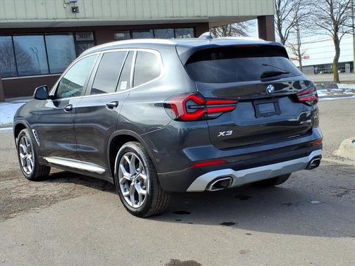 Gray 2024 BMW X3 xDrive30i