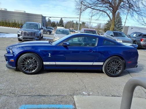 2013 Ford Shelby GT500 Base