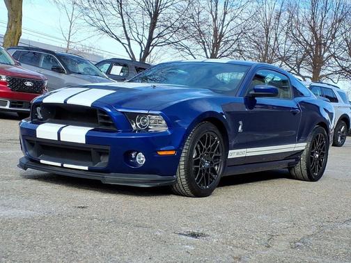 2013 Ford Shelby GT500 Base