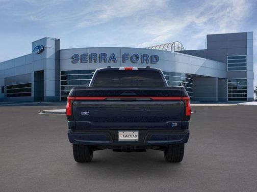 2025 Ford F-150 Lightning Platinum