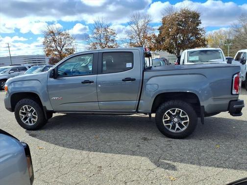 2022 GMC Canyon AT4