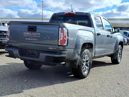 2022 GMC Canyon AT4