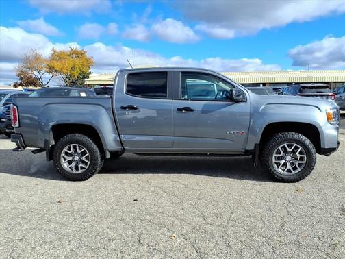2022 GMC Canyon AT4