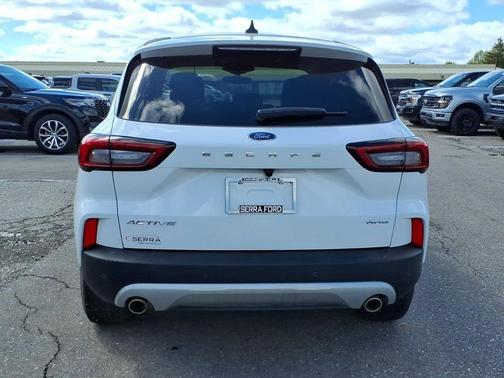 Oxford White 2024 Ford Escape Active