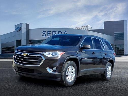 Havana Brown Metallic 2019 Chevrolet Traverse LT Cloth