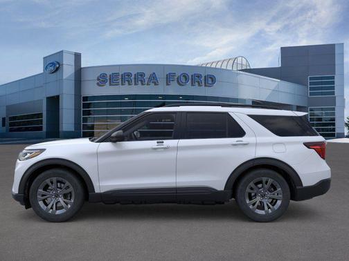 Space White Metallic 2026 Ford Explorer Active w/200A Pkg