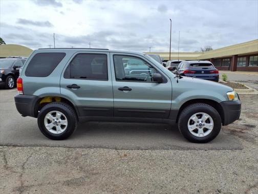 2005 Ford Escape XLT