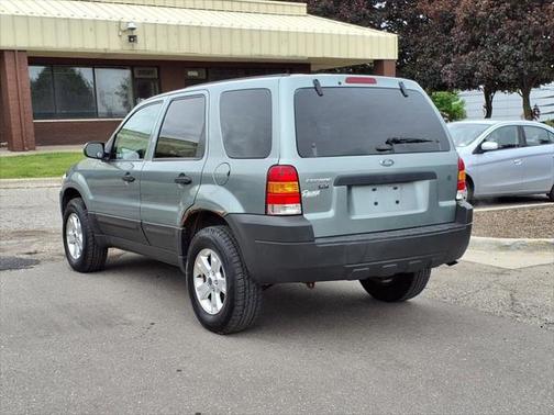 2005 Ford Escape XLT