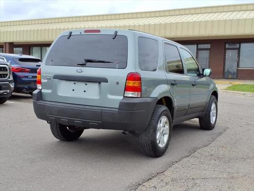 2005 Ford Escape XLT