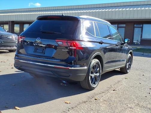 2024 Volkswagen Tiguan 2.0T SE 4MOTION