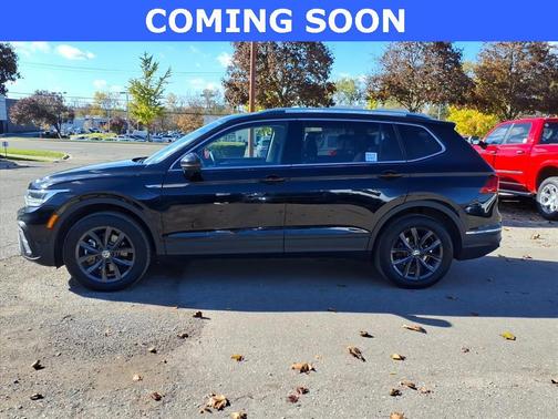 2024 Volkswagen Tiguan 2.0T SE 4MOTION