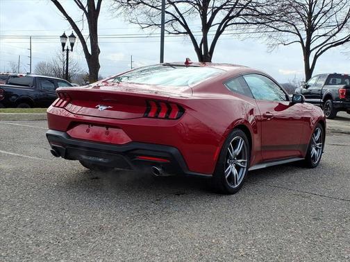 2024 Ford Mustang EcoBoost