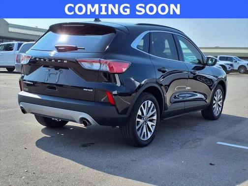 2022 Ford Escape Titanium