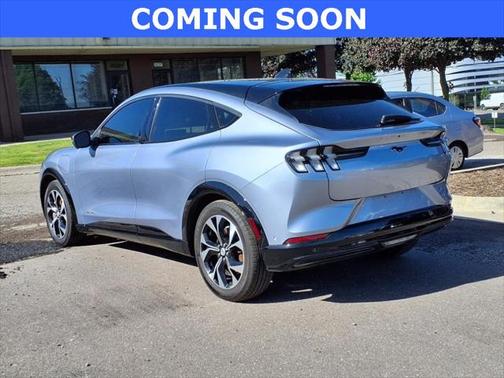 2022 Ford Mustang Mach-E Premium
