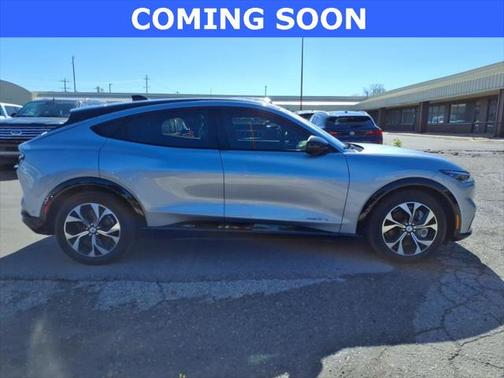 2022 Ford Mustang Mach-E Premium