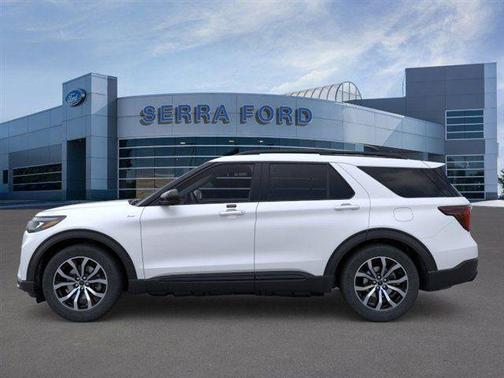 Star White Metallic Tri-Coat 2026 Ford Explorer ST-Line