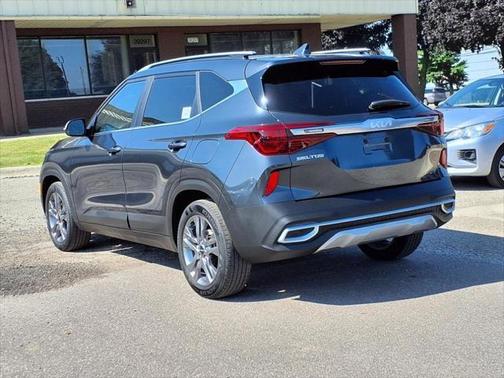 2023 Kia Seltos S