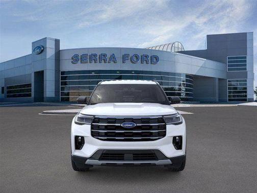 Star White Metallic Tri-Coat 2026 Ford Explorer Active (200A)