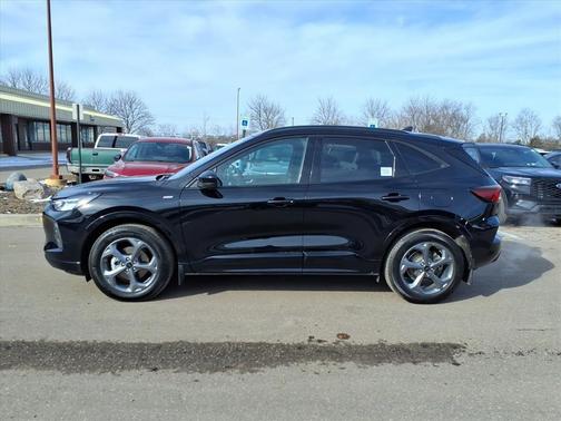 2023 Ford Escape ST-Line Select
