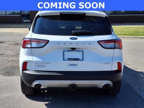 2022 Ford Escape Titanium