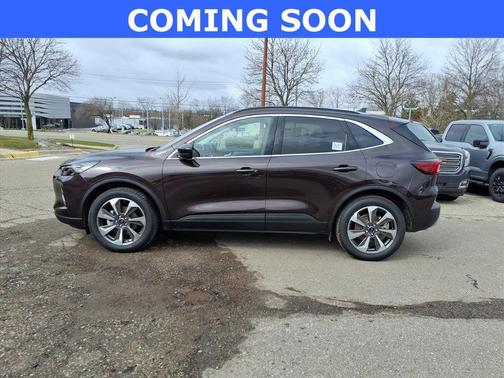 Cinnabar Red 2023 Ford Escape Platinum