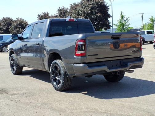 Granite Crystal Metallic Clearcoat 2024 RAM 1500 Big Horn/Lone Star