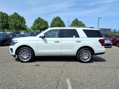 Star White Metallic Tri-Coat 2023 Ford Expedition Limited