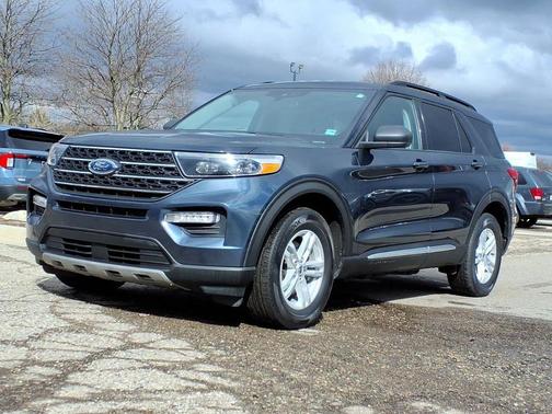 Stone Blue Metallic 2024 Ford Explorer XLT
