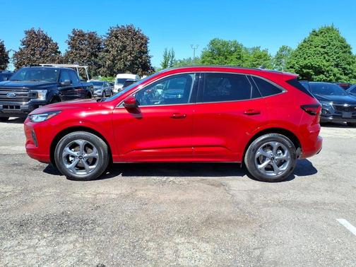 Rapid Red Metallic Tinted Clearcoat 2024 Ford Escape ST-Line Select