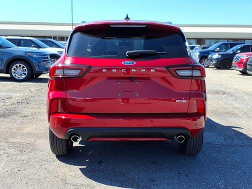 Rapid Red Metallic Tinted Clearcoat 2024 Ford Escape ST-Line Select