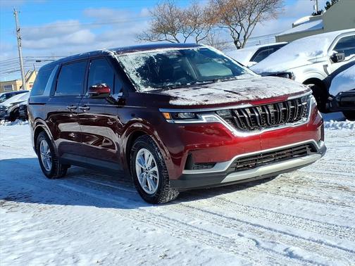 2024 Kia Carnival LX