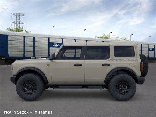 Desert Sand 2026 Ford Bronco Badlands