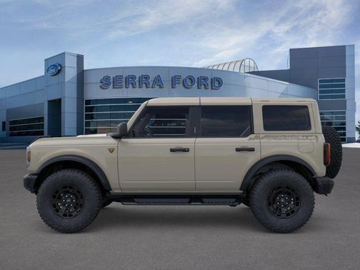 Desert Sand 2026 Ford Bronco Badlands