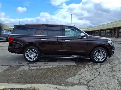 Jewel Red Metallic Tinted Clearcoat 2023 Ford Expedition Max Platinum