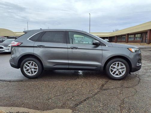 Carbonized Gray Metallic 2023 Ford Edge SEL