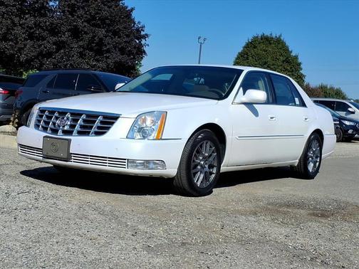 2006 Cadillac DTS Base