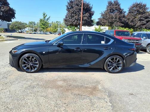 2022 Lexus IS 350 Base