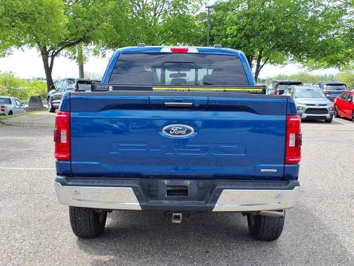 Atlas Blue Metallic 2022 Ford F-150 XLT