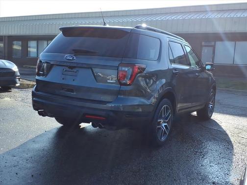 2019 Ford Explorer Sport