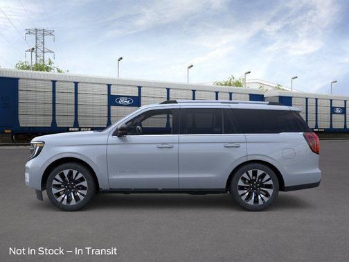 Glacier Gray Metallic Tri-Coat 2026 Ford Expedition Platinum