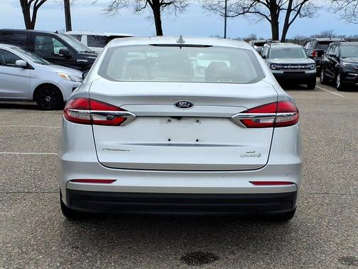 2019 Ford Fusion Hybrid SE